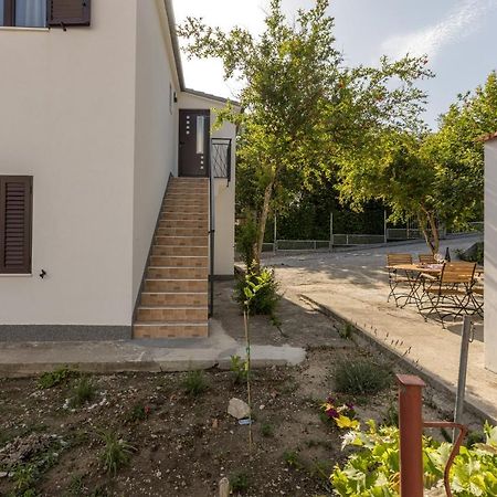 Apartment Lamaro Kaštela المظهر الخارجي الصورة