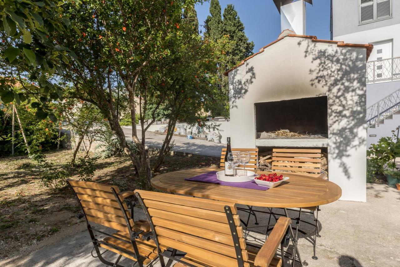 Apartment Lamaro Kaštela المظهر الخارجي الصورة