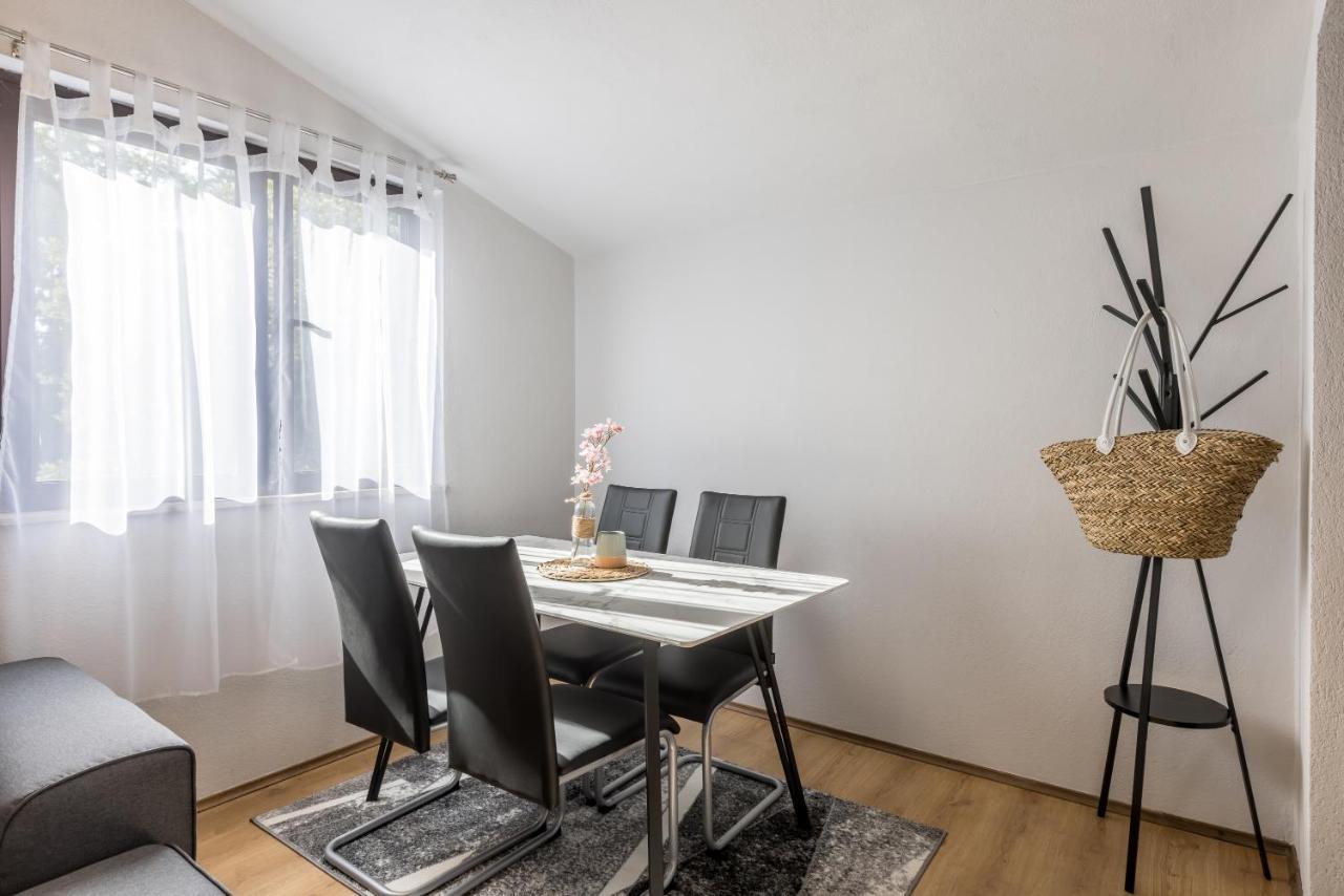 Apartment Lamaro Kaštela المظهر الخارجي الصورة