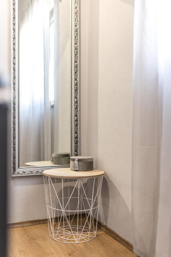 Apartment Lamaro Kaštela المظهر الخارجي الصورة