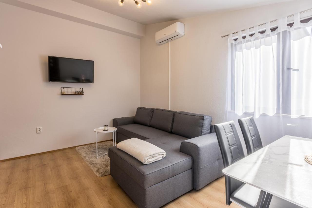 Apartment Lamaro Kaštela المظهر الخارجي الصورة