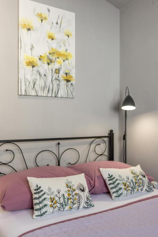 Apartment Lamaro Kaštela المظهر الخارجي الصورة