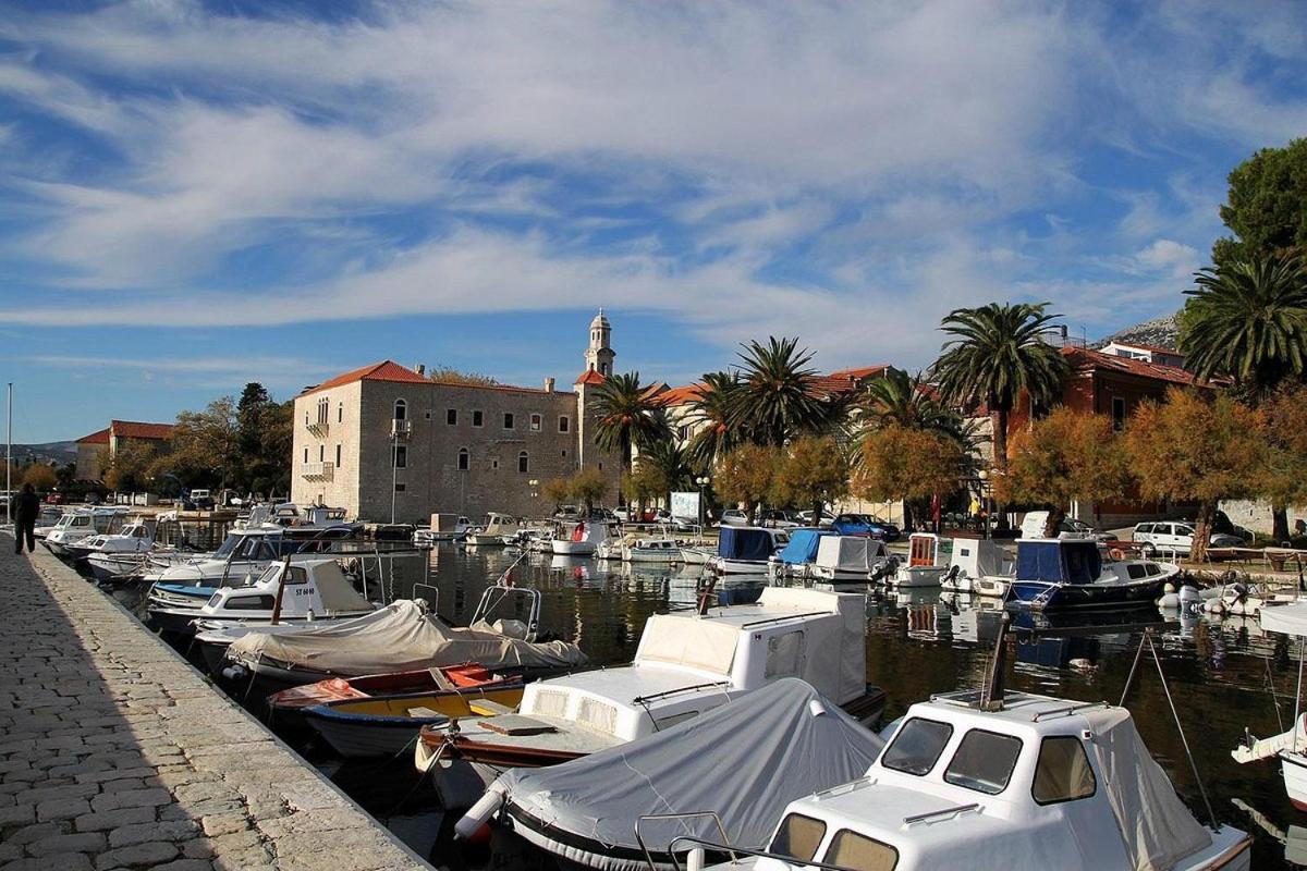 Apartment Lamaro Kaštela المظهر الخارجي الصورة